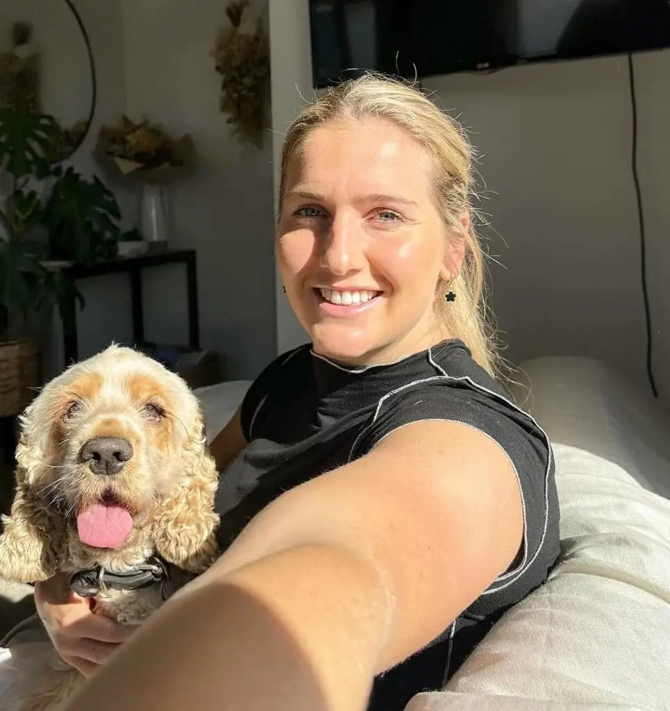 Social media influencer showing teeth whitening results at The White Smile Company Christchurch